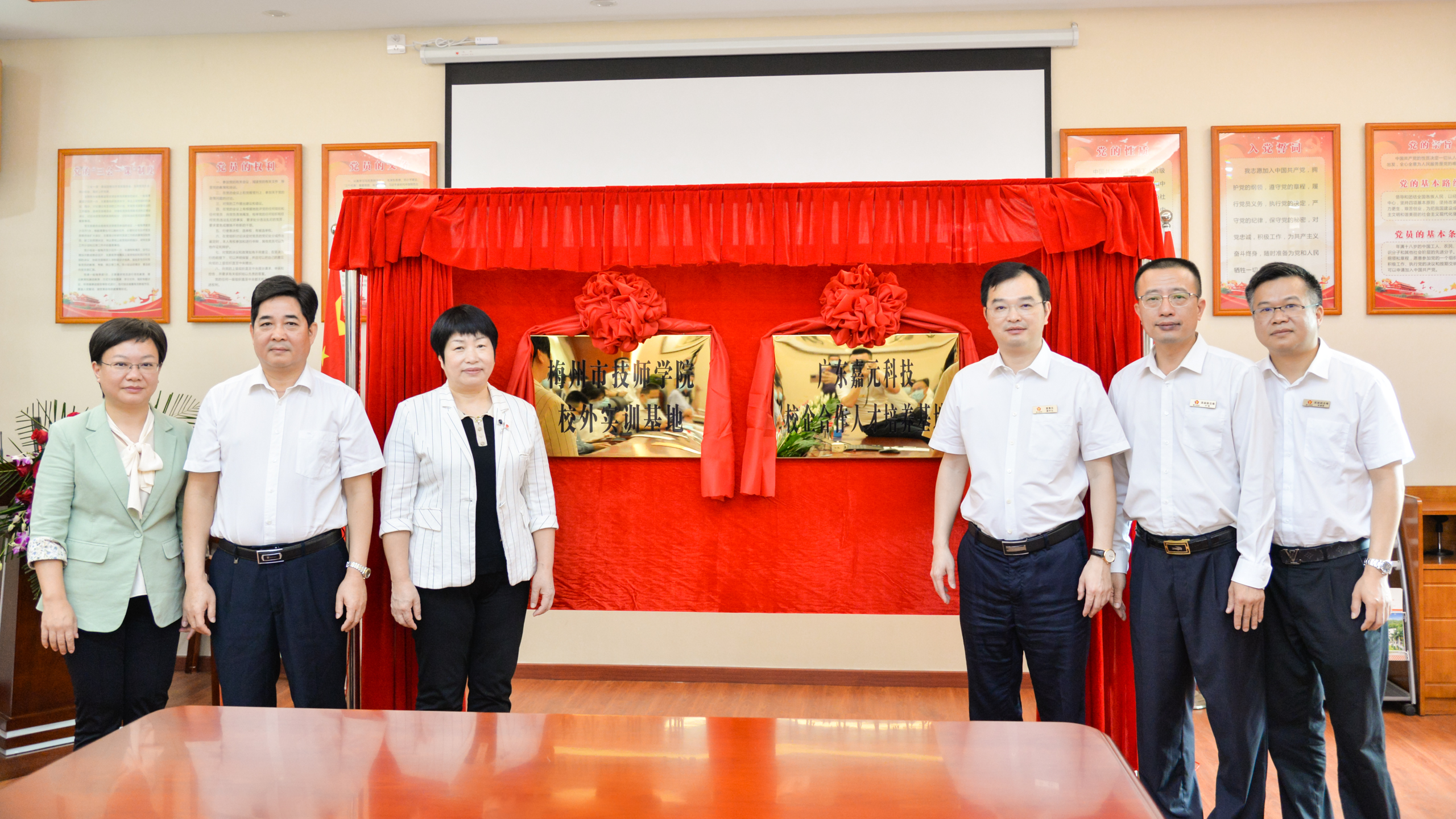 1663144057737460.jpg DSC_3959.jpg